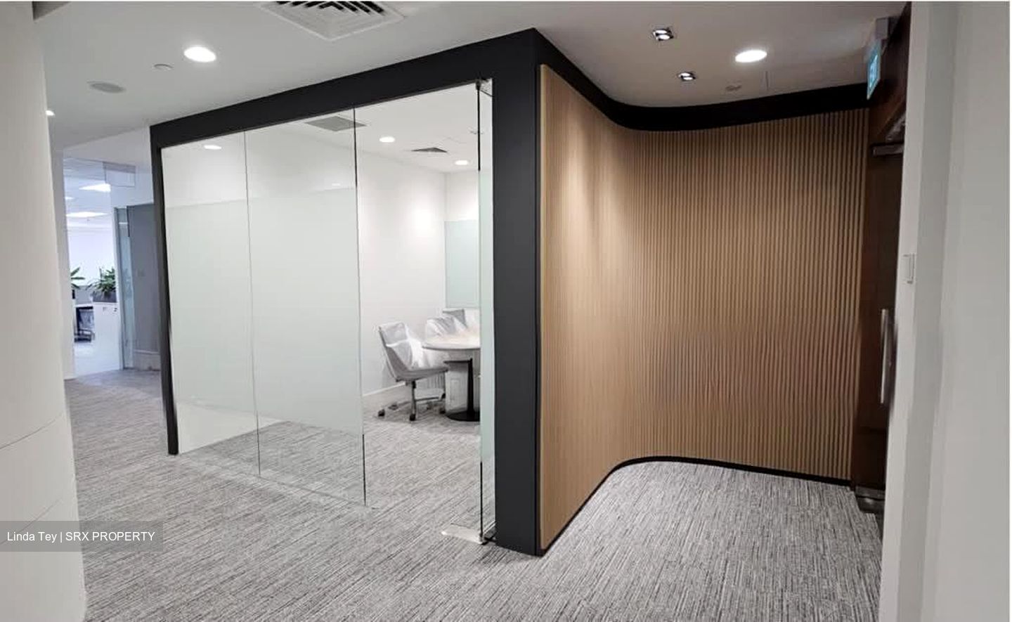 Lippo Centre (D2), Office #575772911